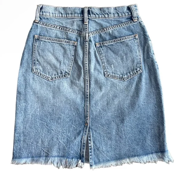 Distressed Jean Skirt Frayed Raw Hem Cut Off Denim Gap Women Size X Small XS - Picture 7 of 16